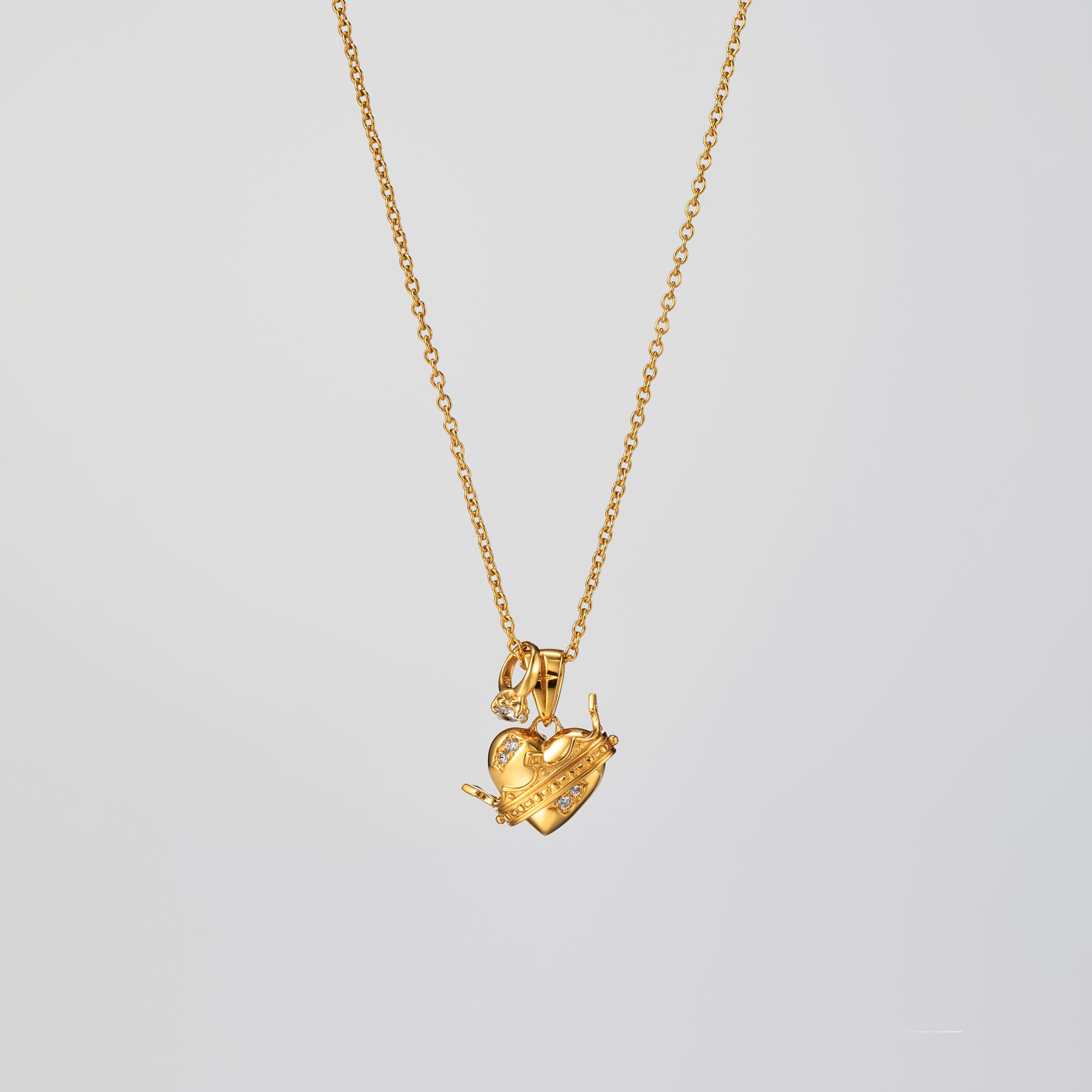 ENCHANTED EVER-LOVING ネックレス