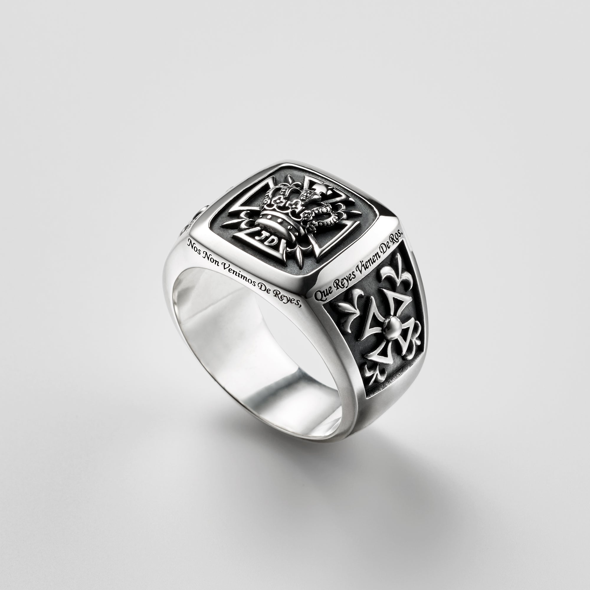EVER-CROWNED Ring