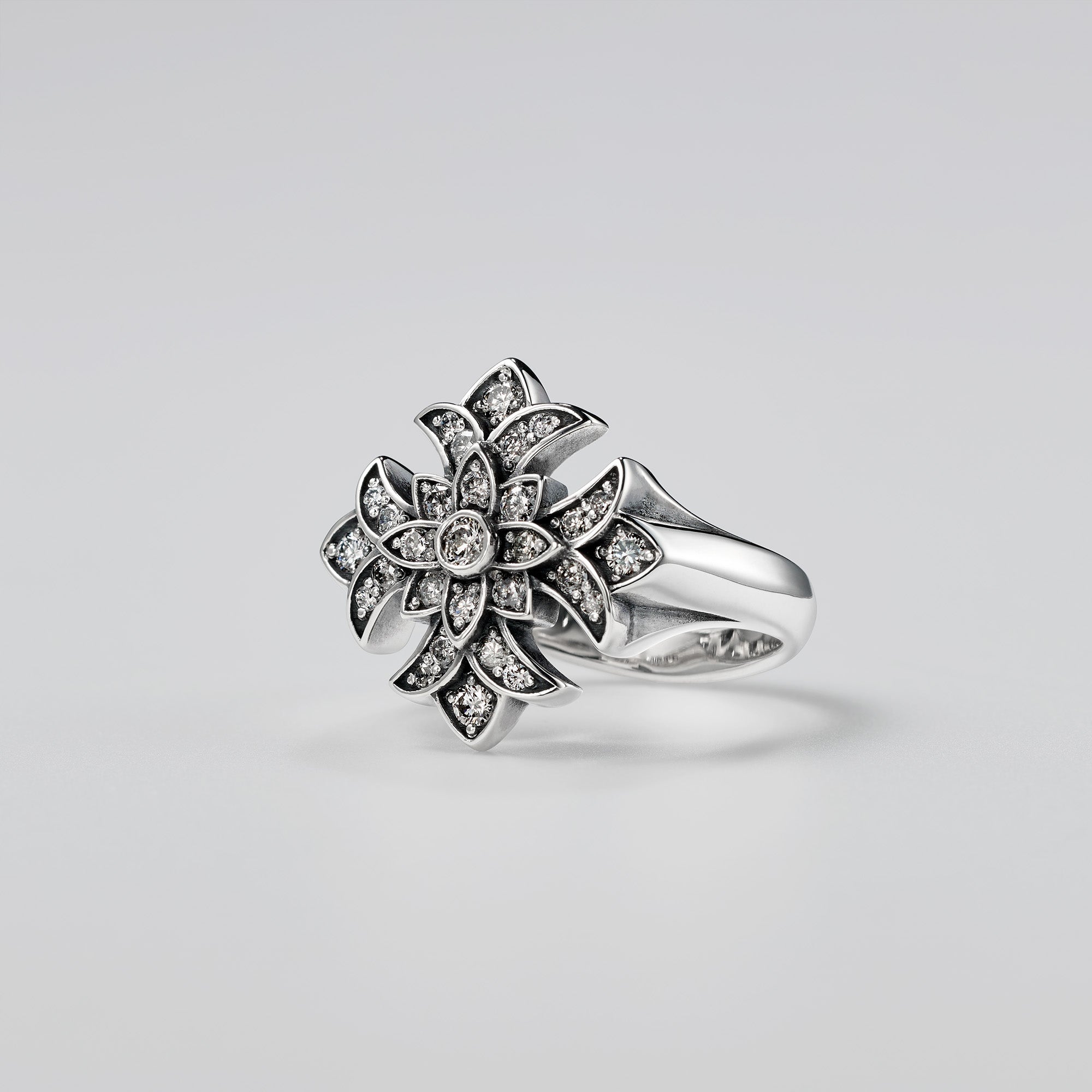 YOUR FLOWER / PAVE リング