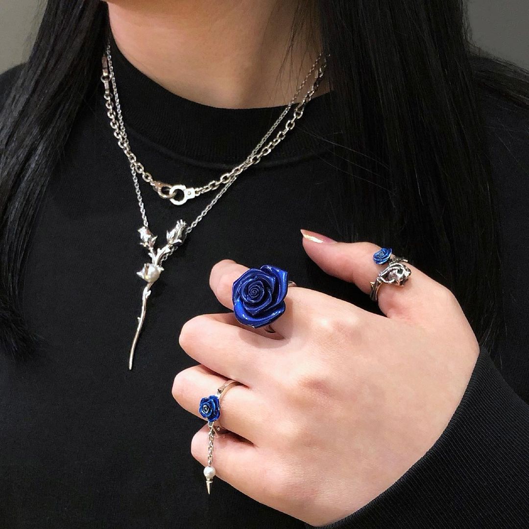 EVE OF DESTINY リング