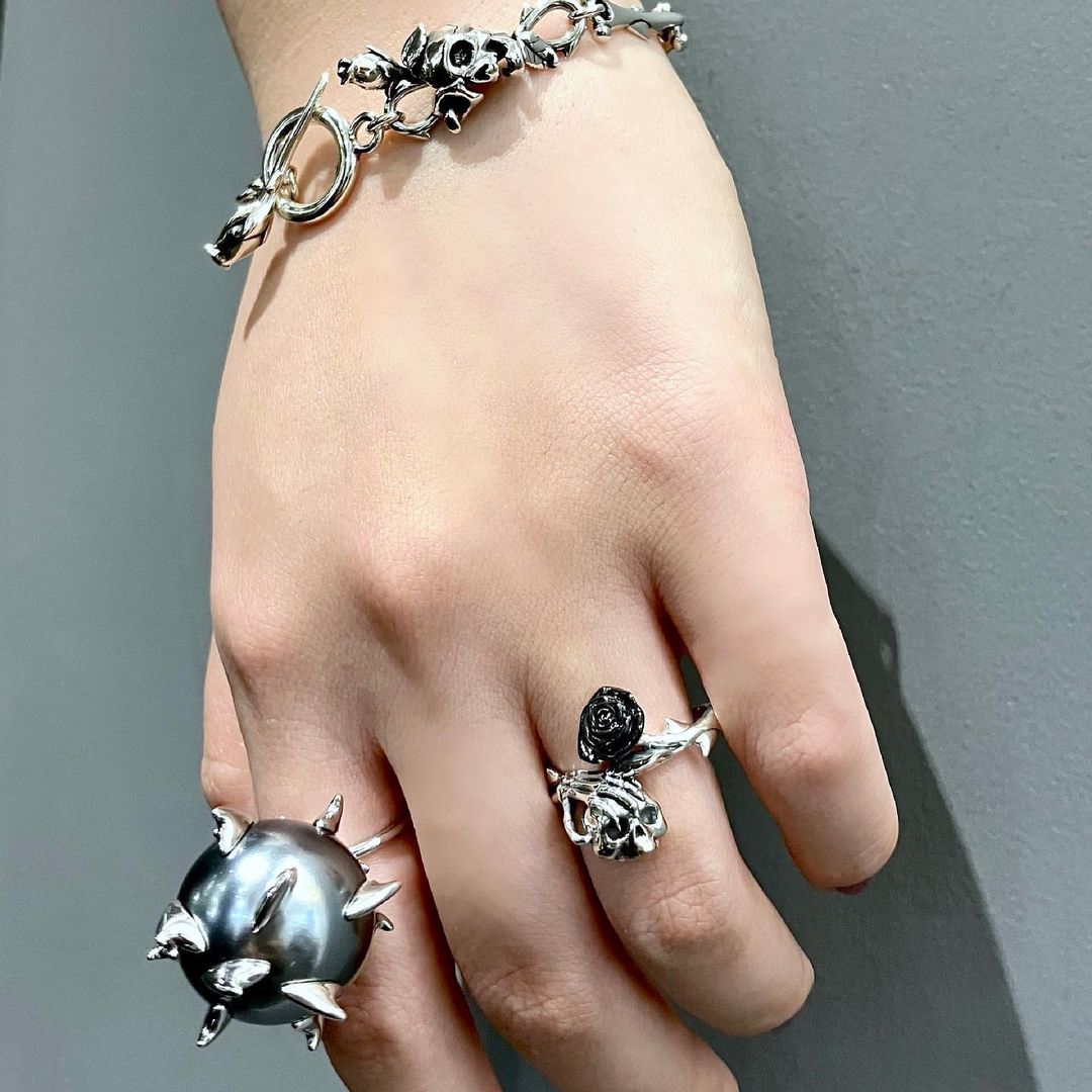 WICKED THORN リング