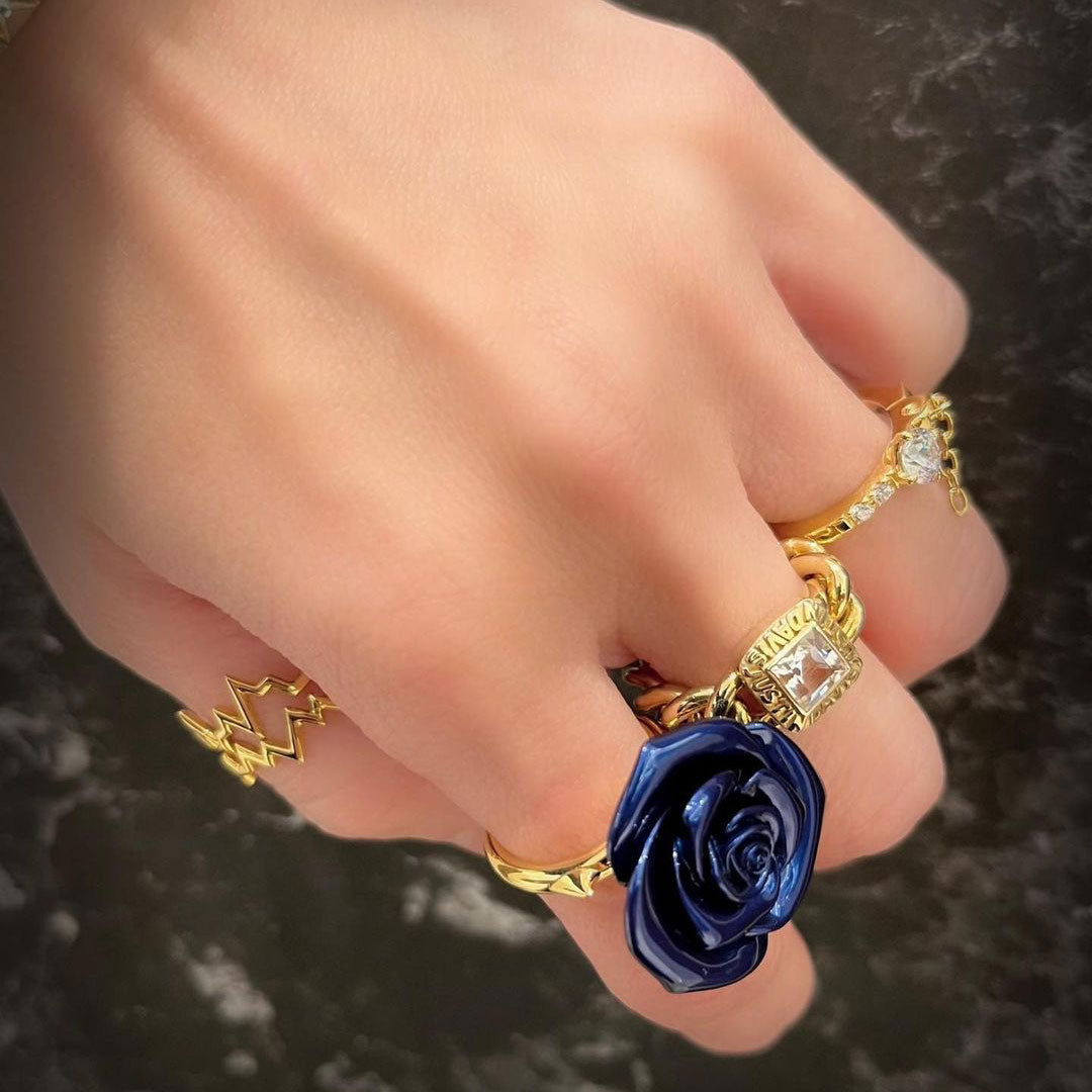 ROSE DIVINE リング