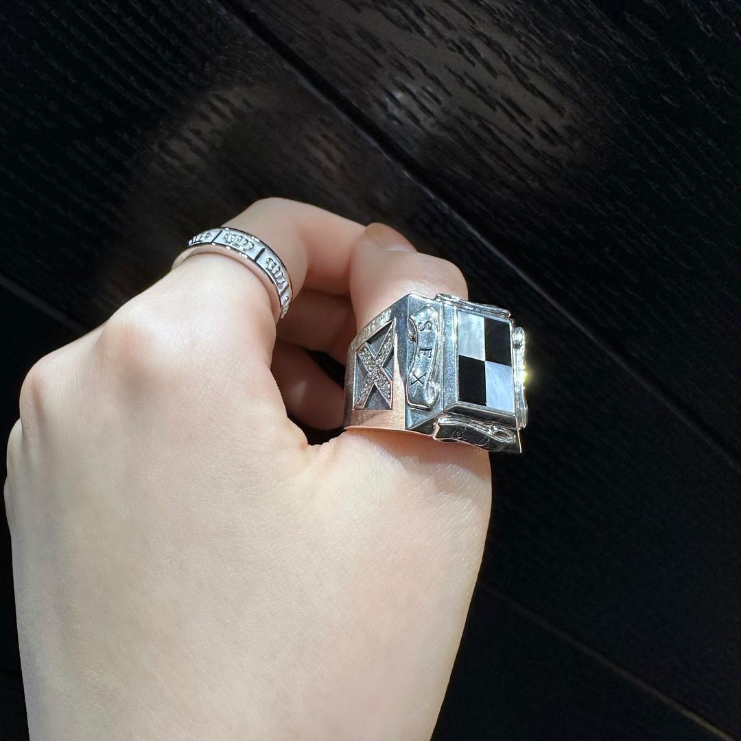 OBSESSION Ring