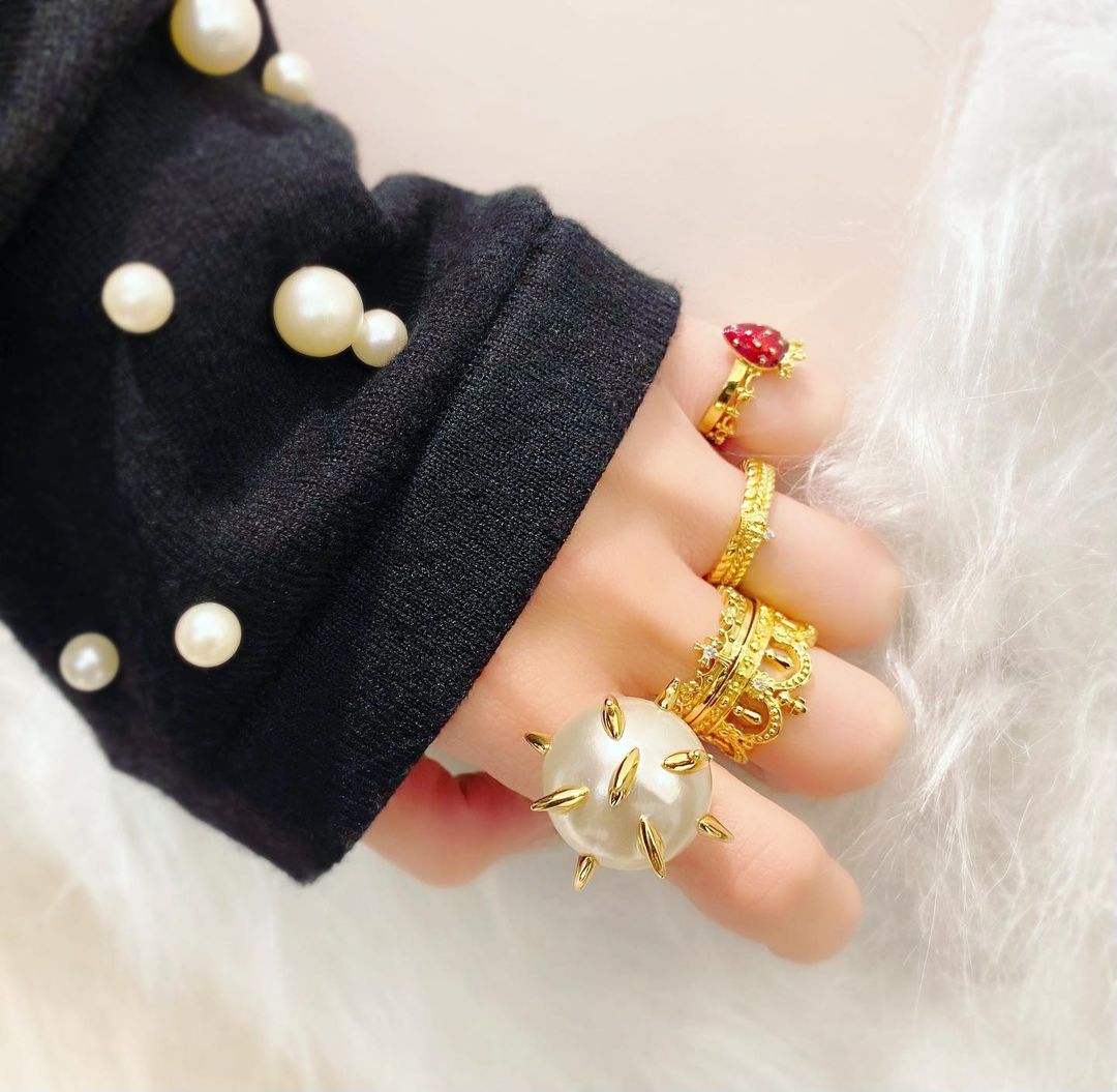 STRAWBERRY SWITCH BLADE RING/KIDS