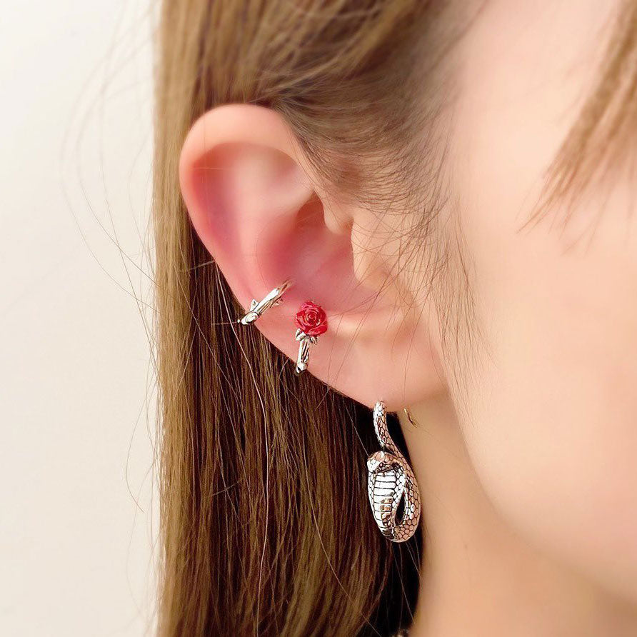 POETRY イヤーカフ