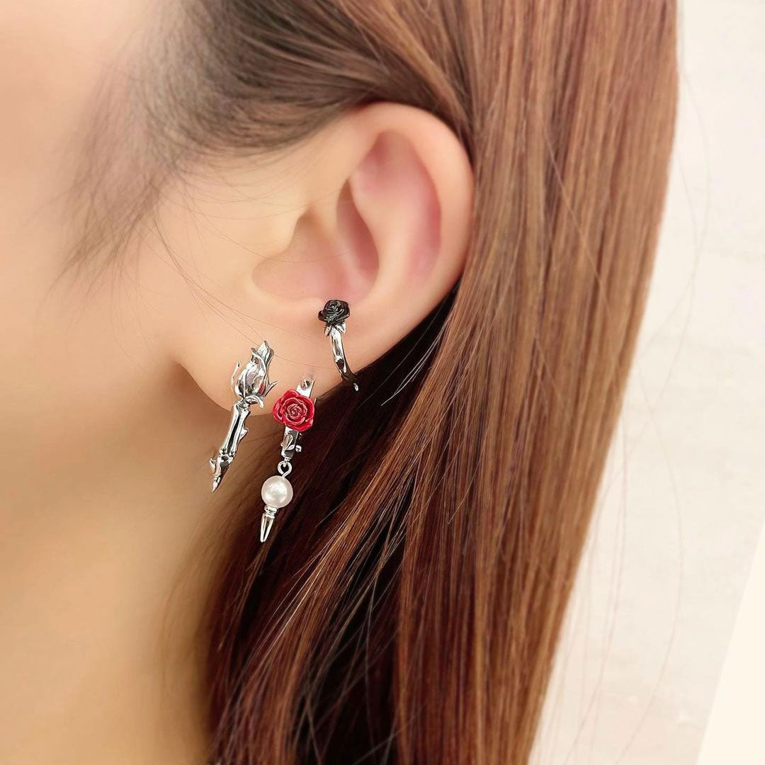 POETRY イヤーカフ