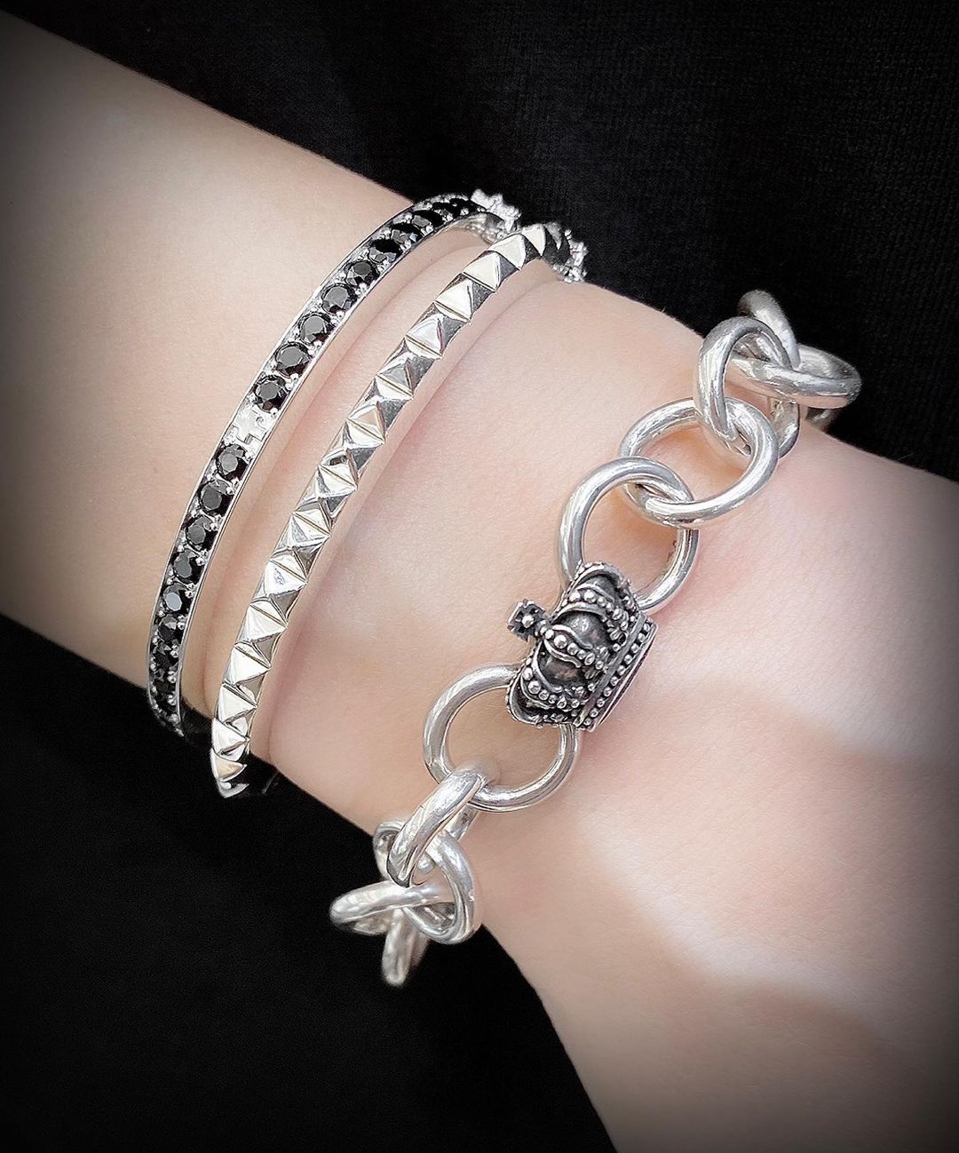 SUPERB STONE バングル