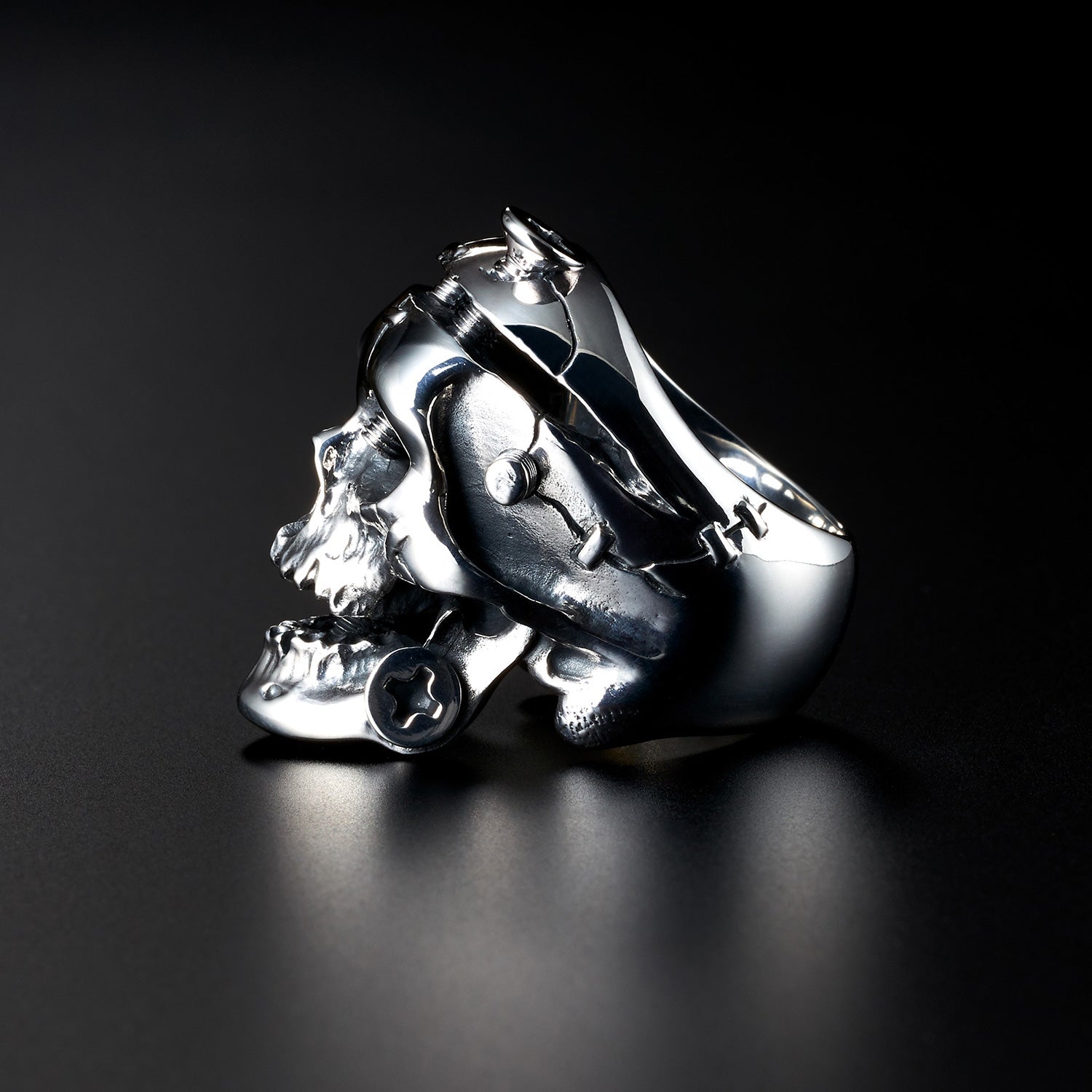 MUNSTER SKULL リング