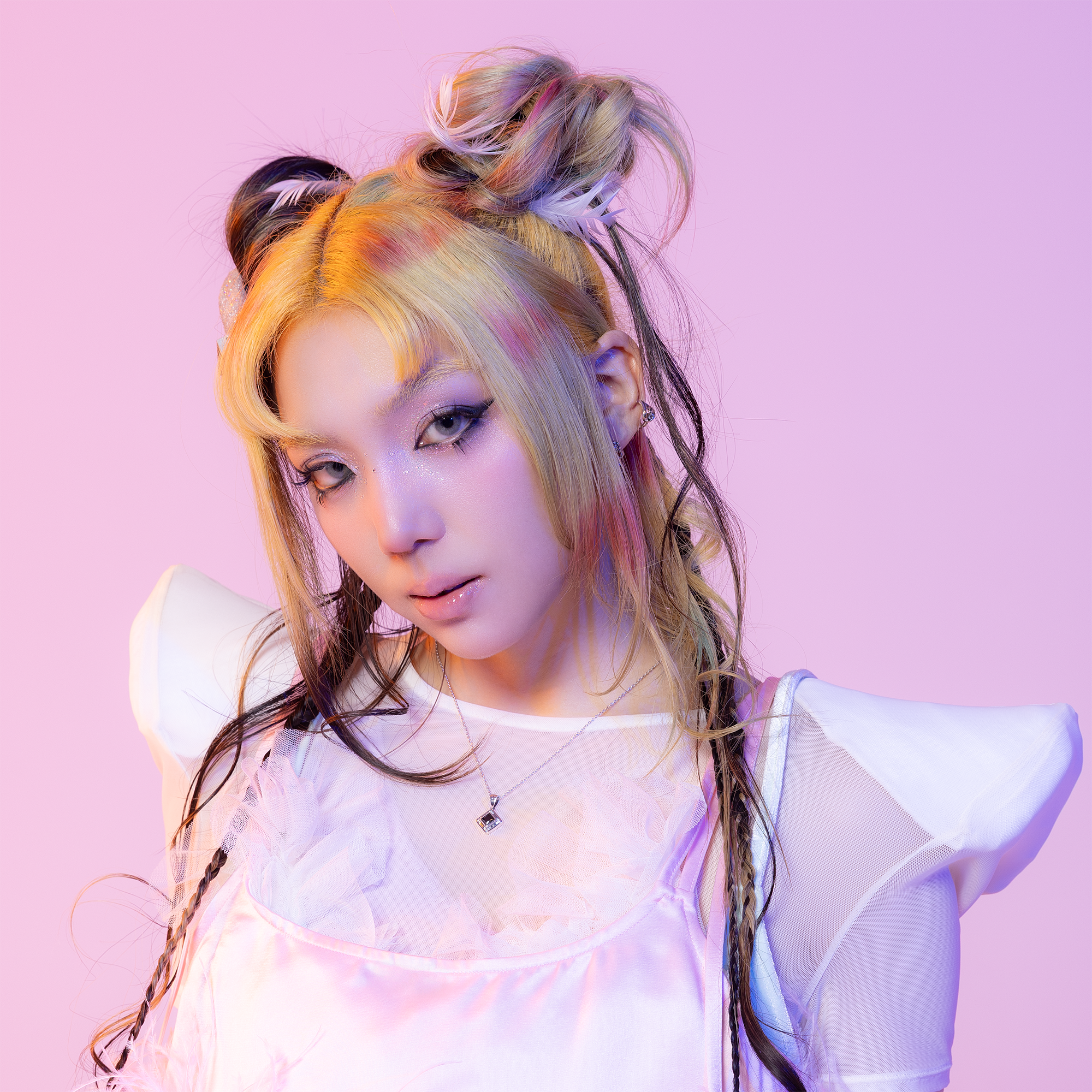 ENCHANTED GEM ネックレス